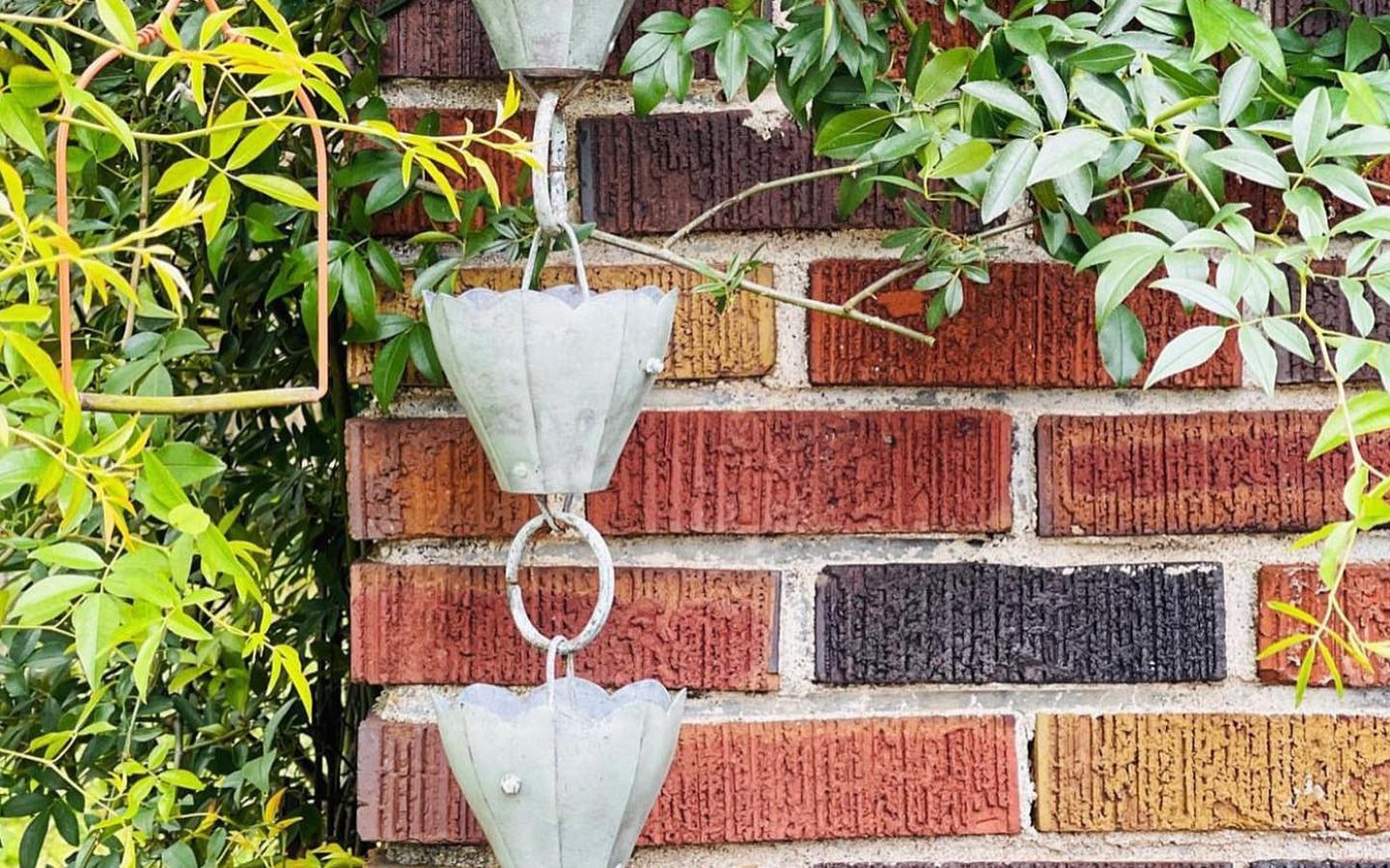 Decorative Rain Chains: Unique outdoor accent to increase your curb appeal - Evira