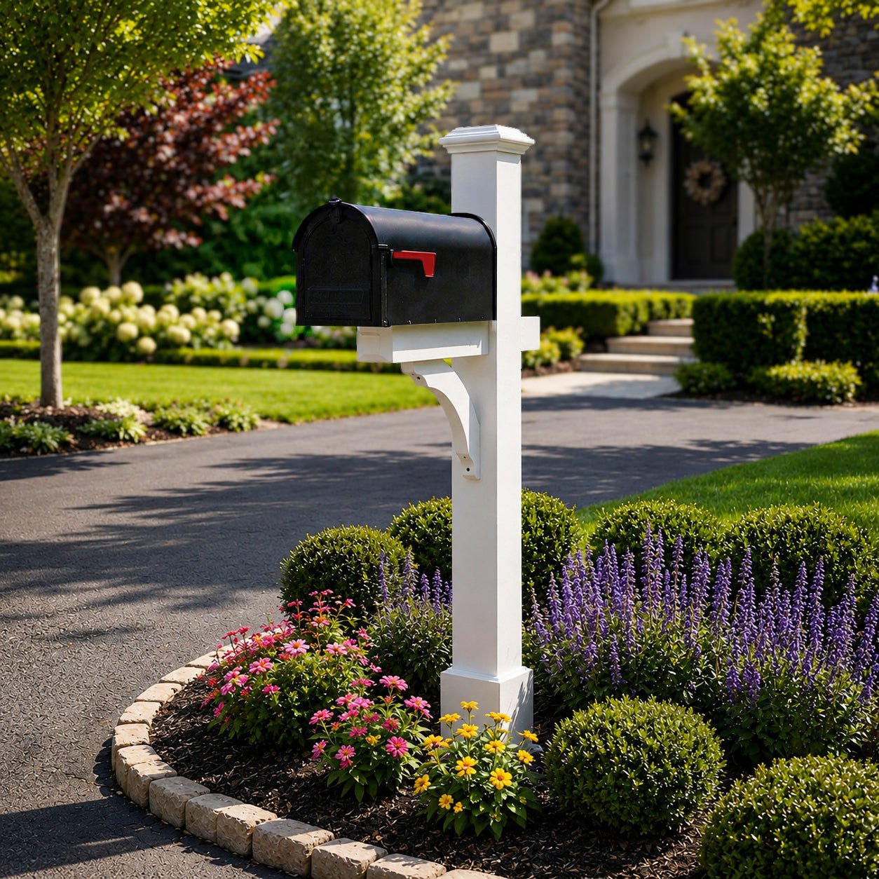 Essex Vinyl Mailbox Post with Classic Mailbox - Evira