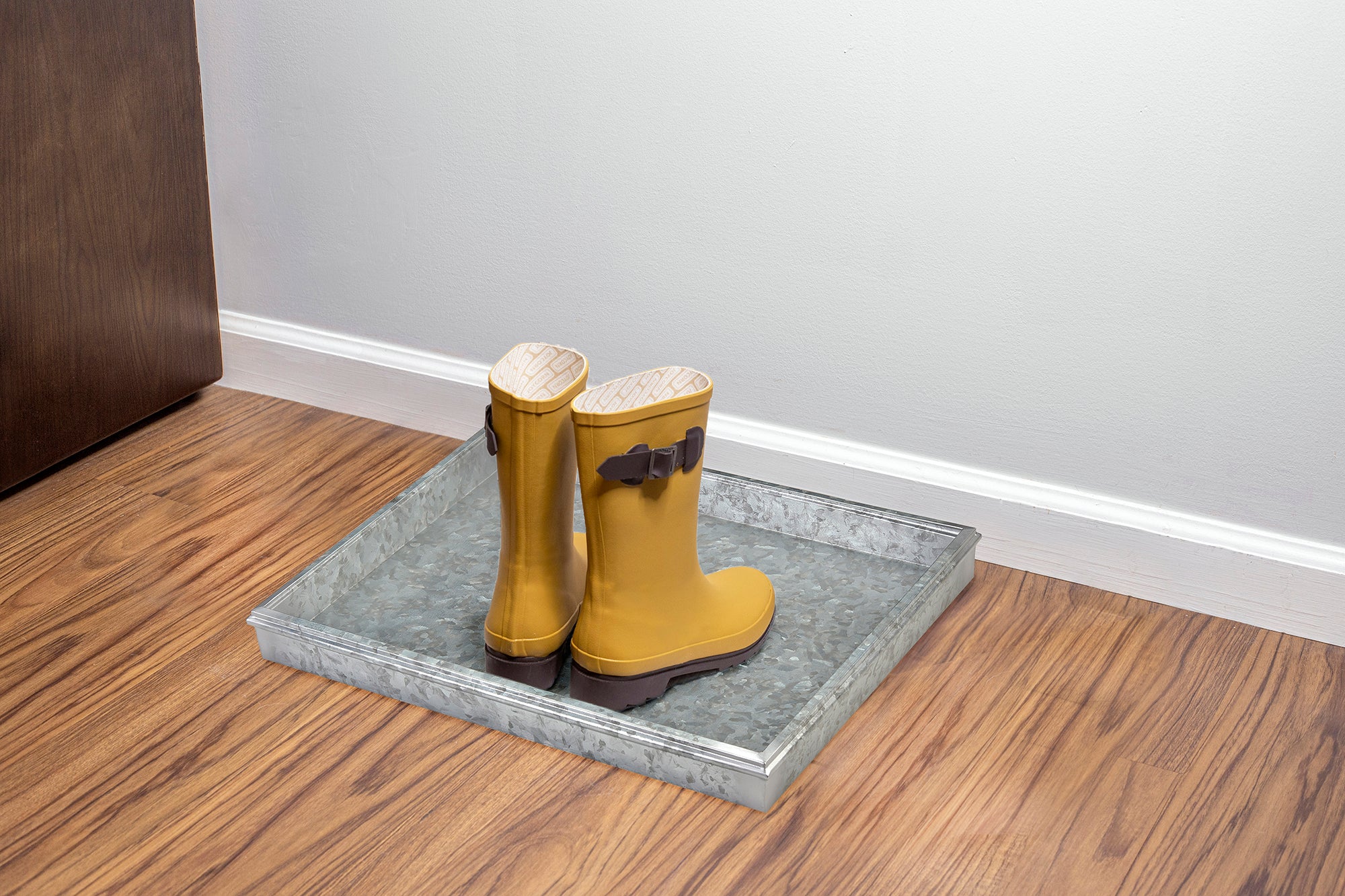 20" Classic Boot Tray - Evira