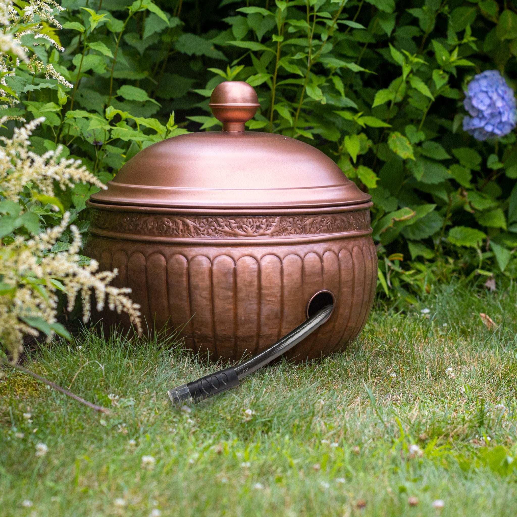 La Jolla Hose Pot with Lid - Evira