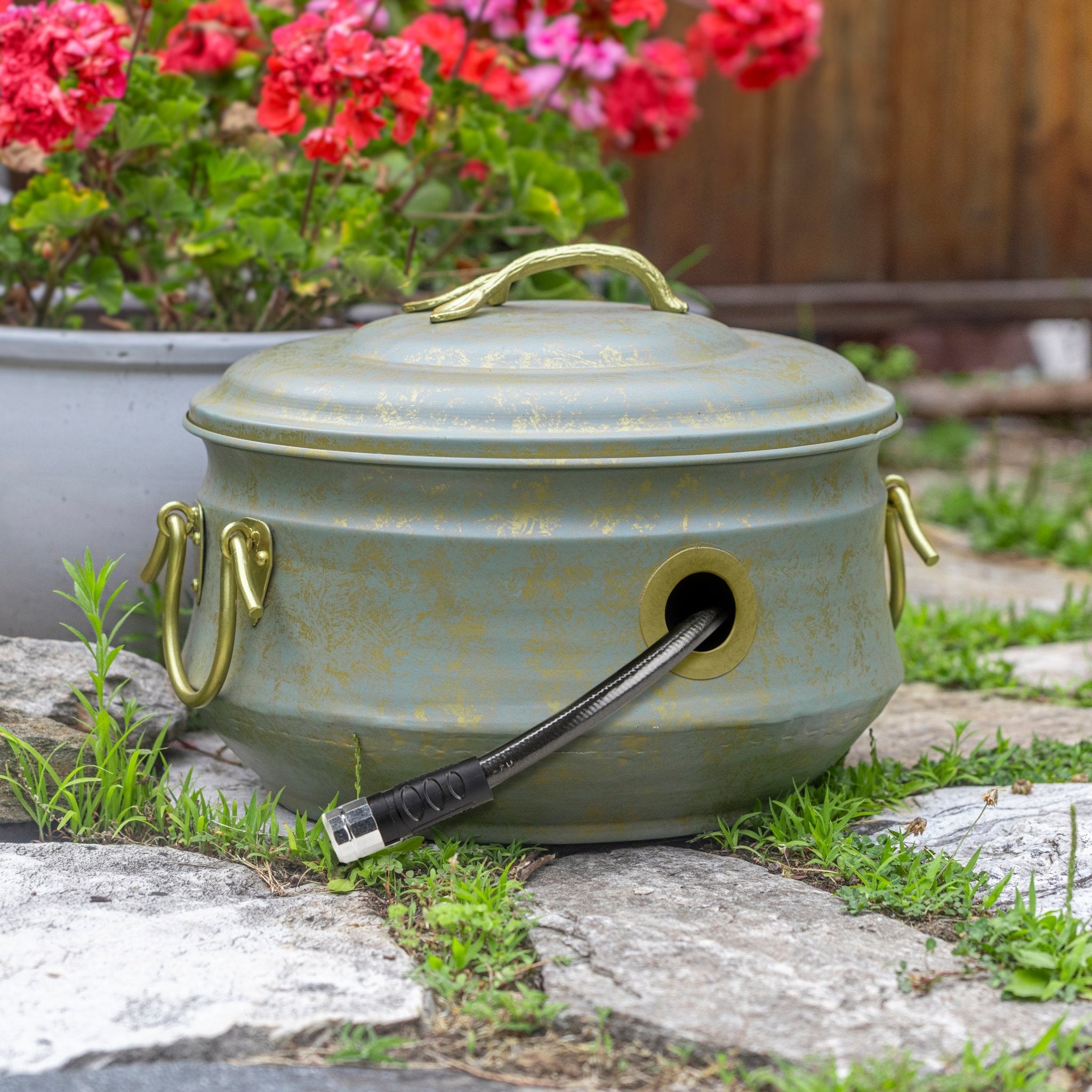 Sedona Hose Pot with Lid, Brass Accents - Evira