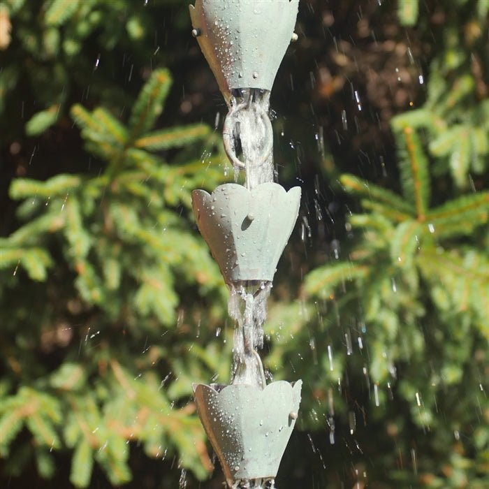 Tulip Rain Chain - 8.5 ft., with 13 Large Cups - Evira