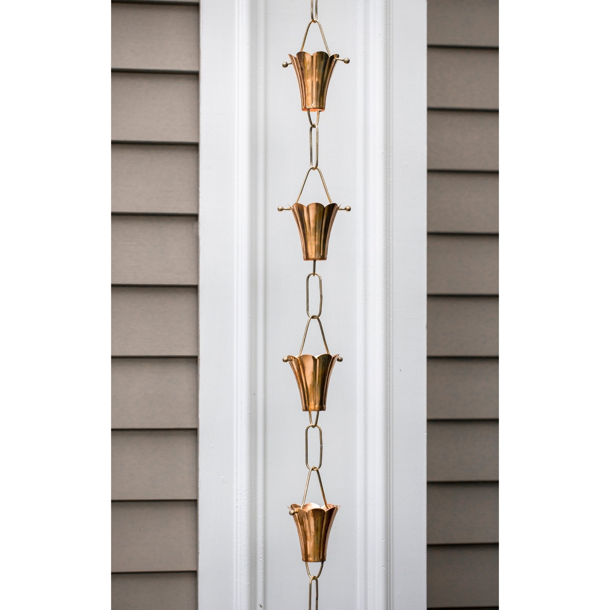 Fluted Flower Rain Chain - 8.5 ft., with 11 Large Cups - Evira